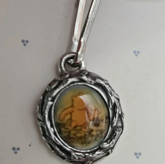 Disney Winnie The Pooh And Piglet PEWTER zipper Pull Or Pendant Vintage - Picture 5 of 5